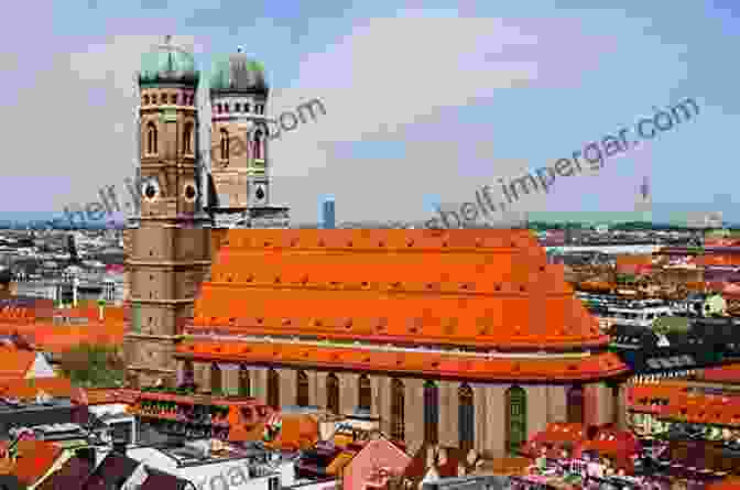 The Illuminated Munich Frauenkirche In Munich Munich (volume 2): Lighting On Munich City And On Some Of Its Architectural Landmarks (RECONSTRUCTION IN CREATIVE GERMANY (series 4))